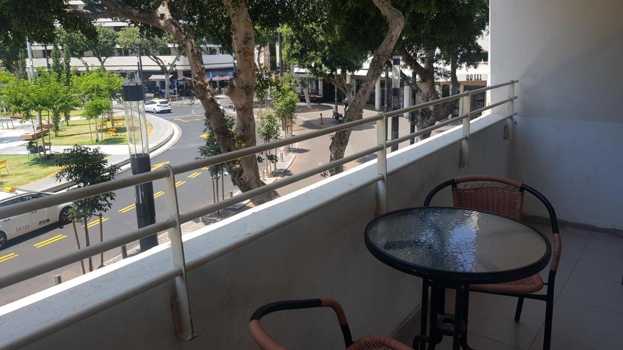 Star Apartments - Dizengoff Square Тель-Авив Экстерьер фото